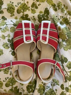 NEW Freda Salvador Red and White Sera Fisherman Sandals